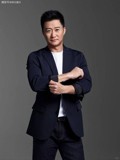 六台彩开奖特马和51岁吴京赛车冠军与吴京跑车