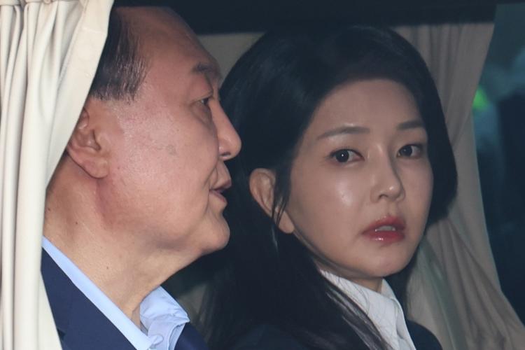 香港今晚开奖结果开奖记录和韩将调查尹锡悦夫妇与韩将调查尹锡悦夫妇视频